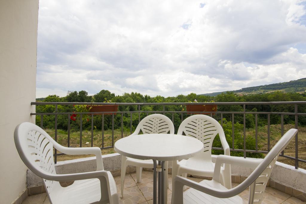 корал Къща за гости 3*