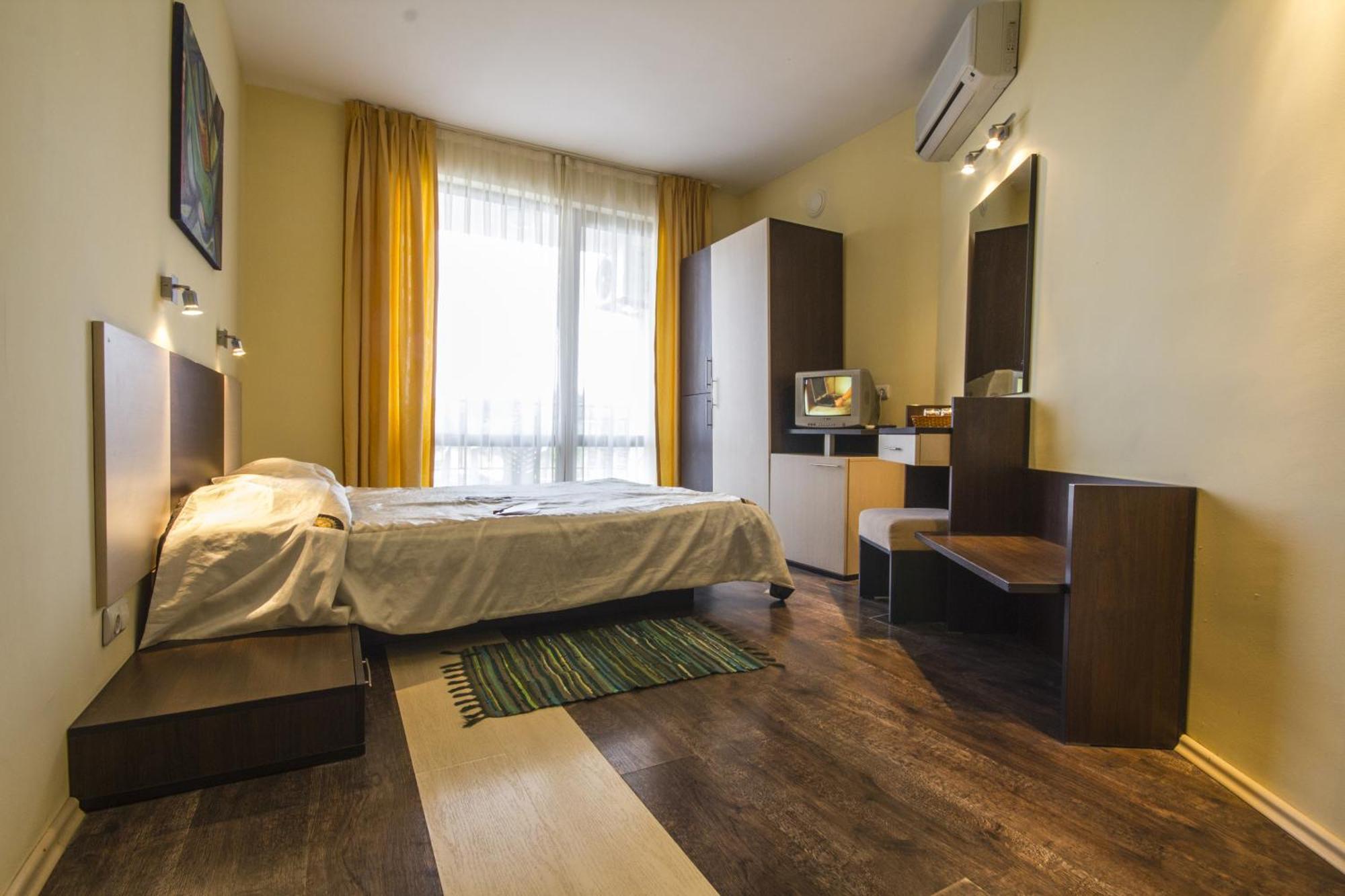 корал Къща за гости 3*