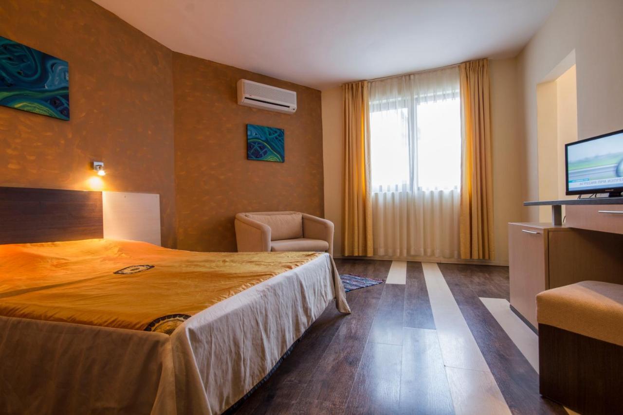 корал Къща за гости 3*