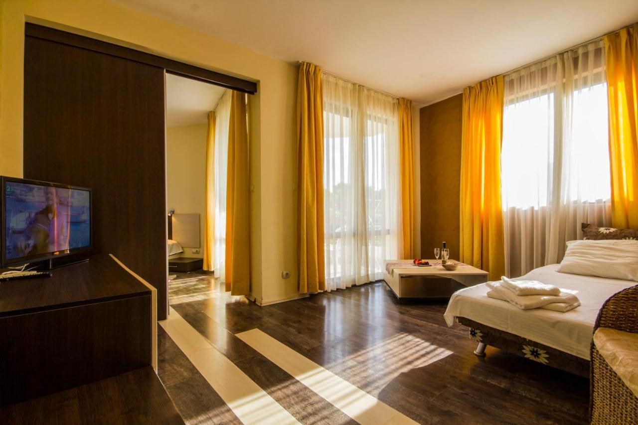 Coral 3* Obzor